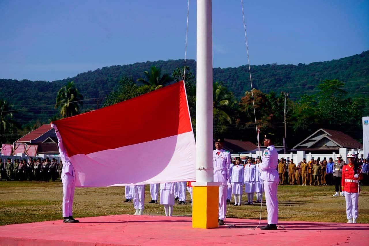 Pengibaran Sang Saka Merah Putih